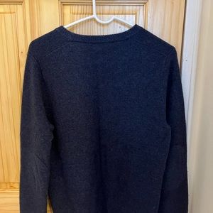 Navy J. Crew sweater (mens M-Slim)